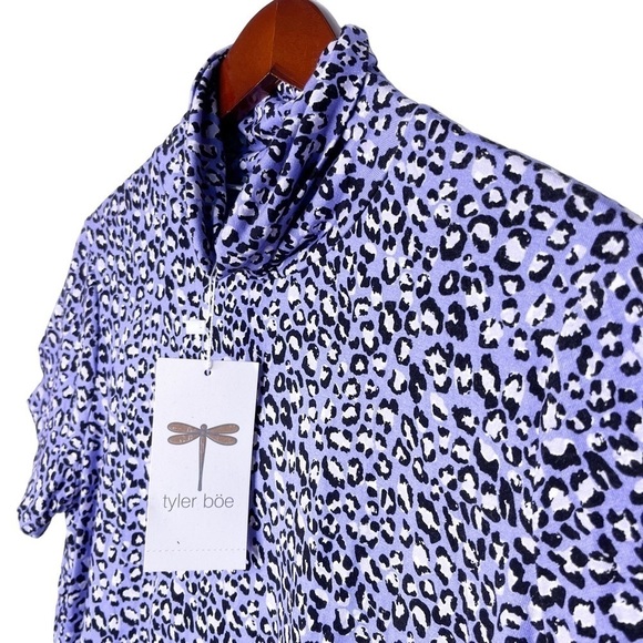 TYLER BOE NWT Cheetah Print Turtleneck Top Size Large in Thistle Purple - Picture 3 of 14